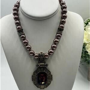 Heidi Daus Vintage Ornate Pendant Enhancer Glass Pearl Necklace Interchangeable